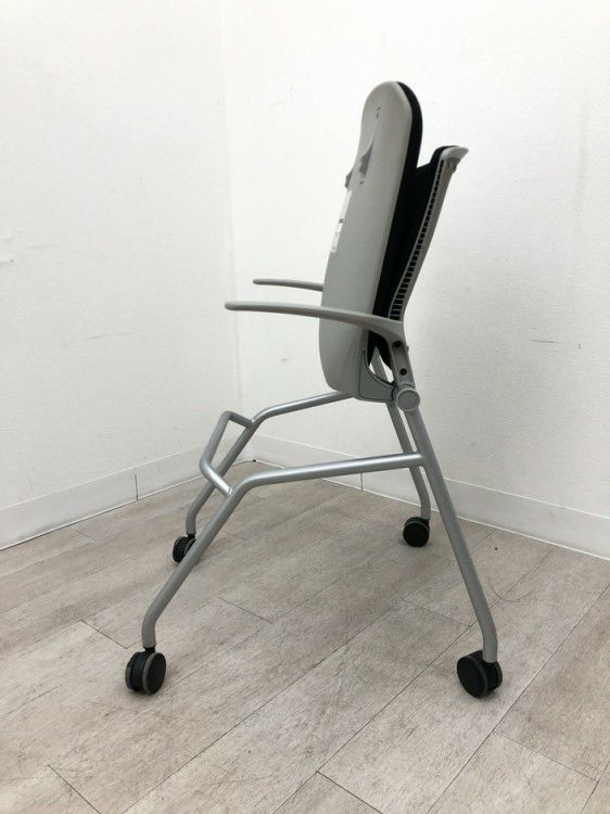 オカムラGrata（グラータ）チェア ネスティングチェア 商品画像20