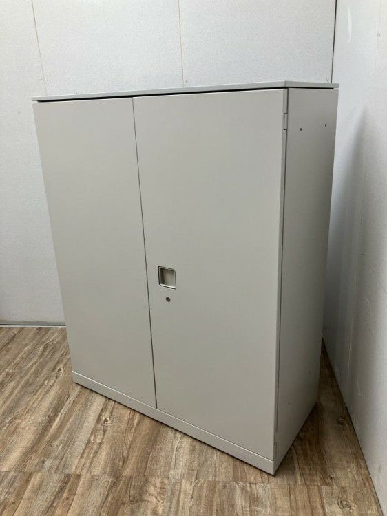 オカムラレクトラインシリーズ 天板付両開き書庫 商品画像2