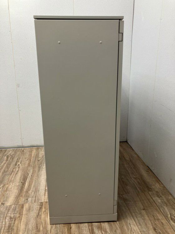 オカムラレクトラインシリーズ 天板付両開き書庫 商品画像8