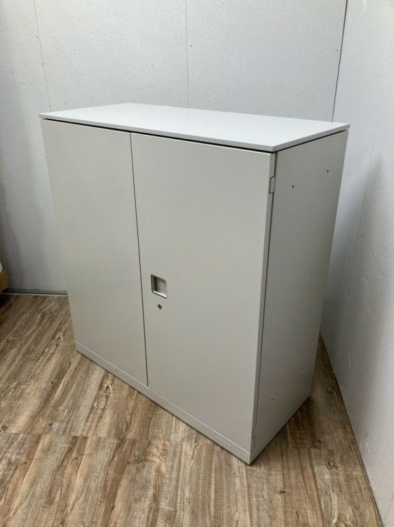 オカムラレクトラインシリーズ 天板付両開き書庫 商品画像2