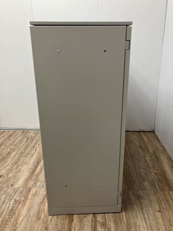 オカムラレクトラインシリーズ 天板付両開き書庫 商品画像8