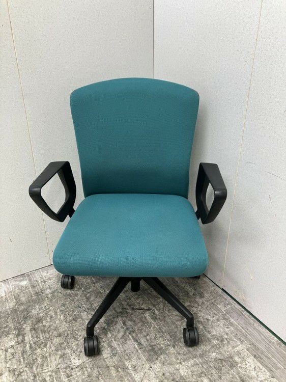 ウチダ（内田洋行）エルフィ（Elfie）チェア 固定肘付エルフィチェア 商品画像3