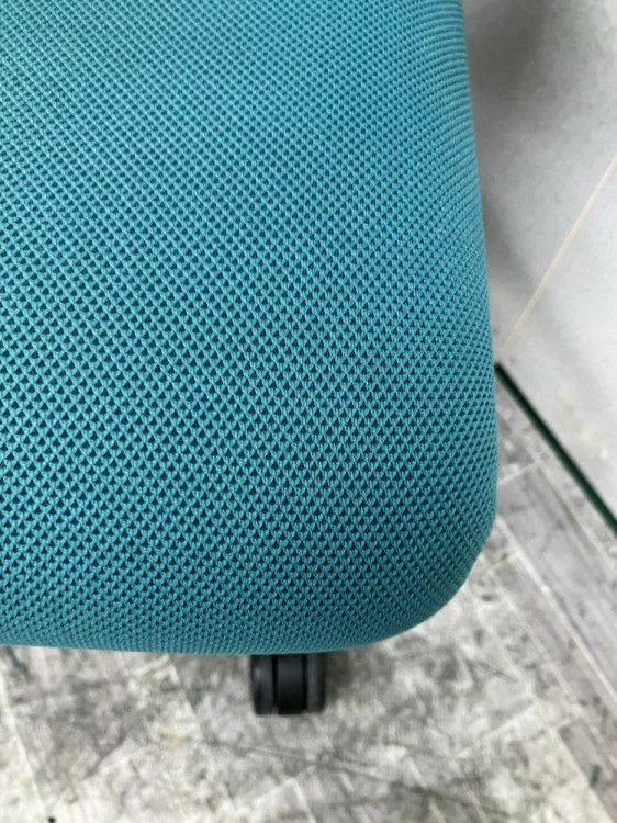 ウチダ（内田洋行）エルフィ（Elfie）チェア 固定肘付エルフィチェア 商品画像5