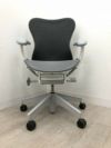 HermanMiller（ハーマンミラー）Mirra 2 Chairs/ミラ2チェア 可動肘付ミラ2チェア 商品画像3