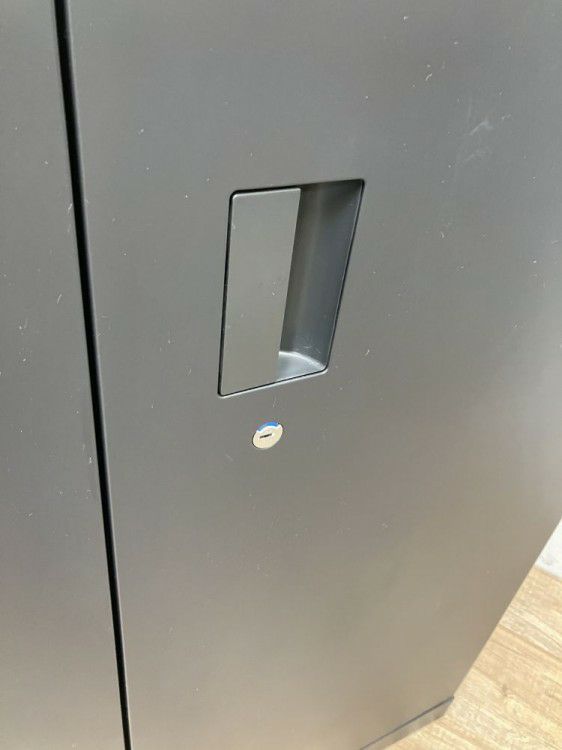 イトーキeSキャビネット(エスキャビネット)シリーズ 天板付両開き書庫 商品画像4