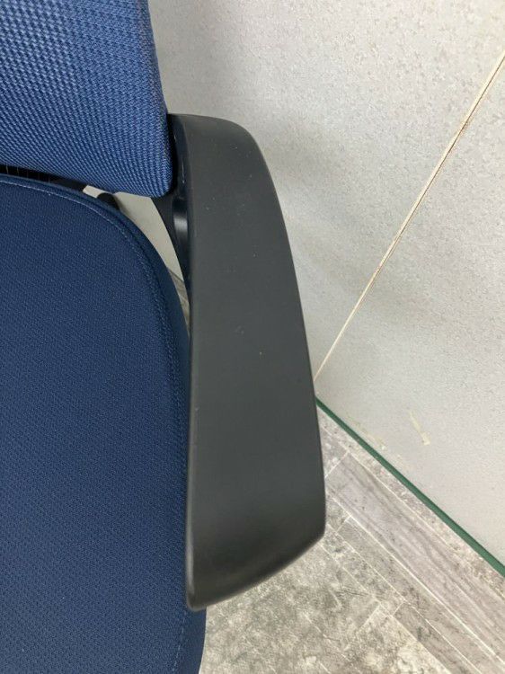 イトーキノート(nort)チェア 固定肘付ノートチェア 商品画像4