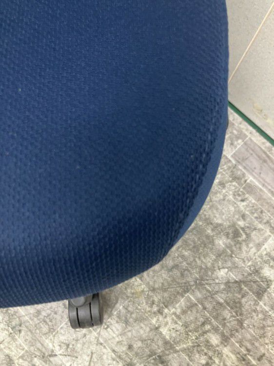 イトーキノート(nort)チェア 固定肘付ノートチェア 商品画像5