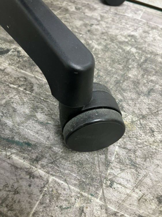 イトーキノート(nort)チェア 固定肘付ノートチェア 商品画像5