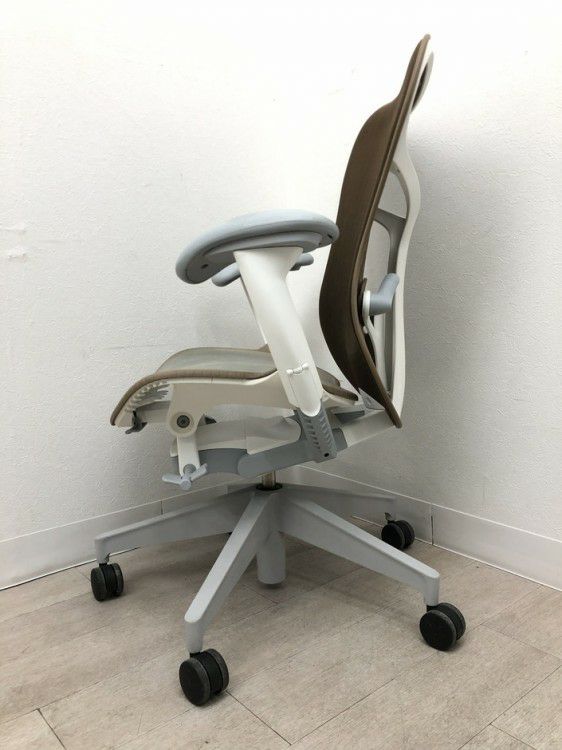 HermanMiller（ハーマンミラー）Mirra 2 Chairs/ミラ2チェア 可動肘付ミラ2チェア 商品画像4