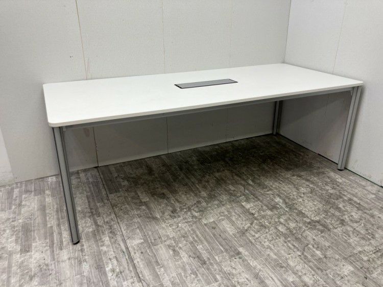 ナイキ2100ミーティングテーブル 商品画像1