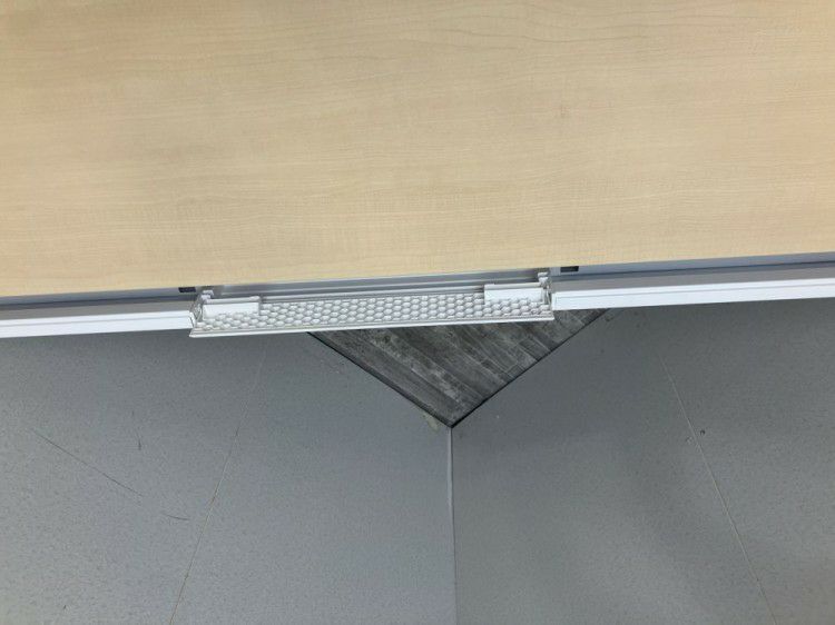 コクヨLEVIST(レヴィスト)シリーズ 1600平デスク+ワゴンセット 商品画像4