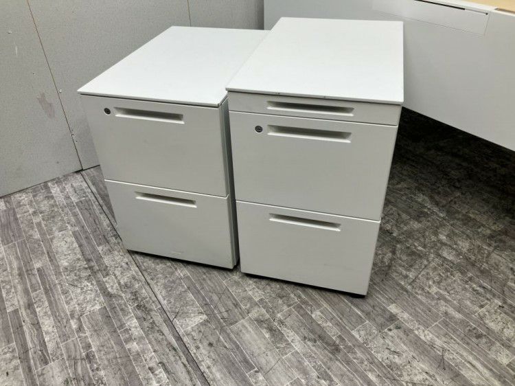 コクヨLEVIST(レヴィスト)シリーズ 1600平デスク+ワゴンセット 商品画像9