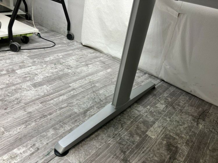 オカムラLiftio(リフティオ)シリーズ 2100ミーティングテーブル 商品画像5