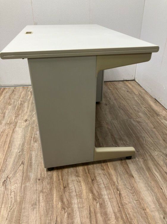 プラスLAシリーズ 1200片袖デスク 商品画像8