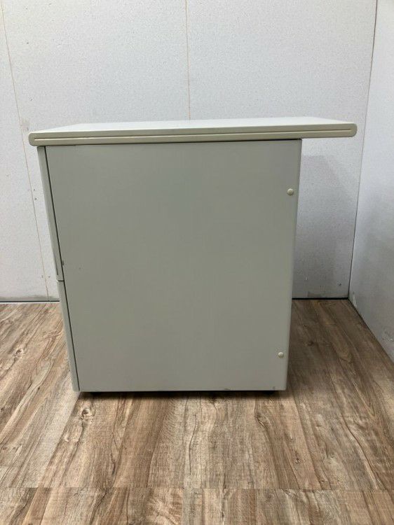 プラスLAシリーズ 2段脇机 商品画像6