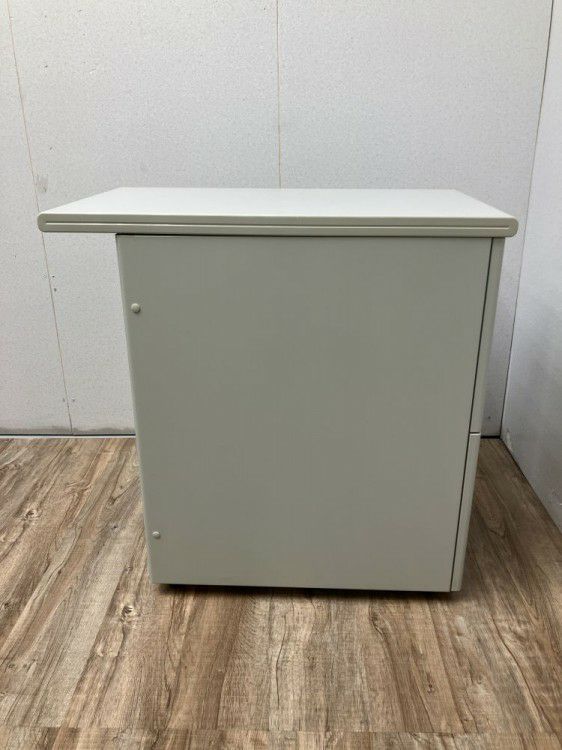 プラスLAシリーズ 2段脇机 商品画像8