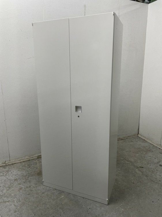 オカムラレクトラインシリーズ 両開き書庫 商品画像1