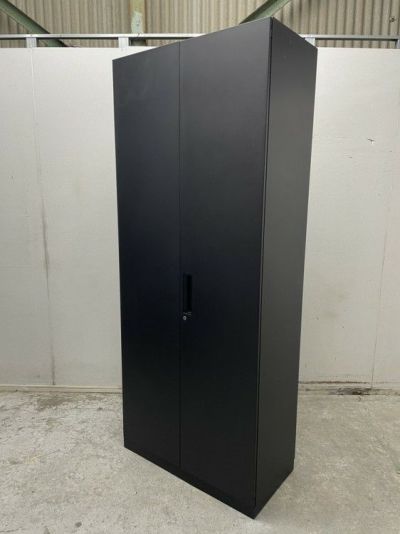 コクヨエディア・ブラックシリーズ 両開き書庫 商品画像1