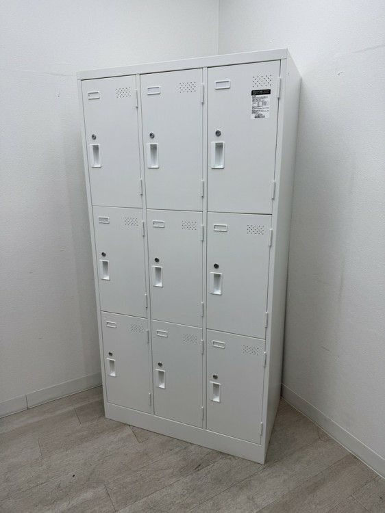 コクヨLKシリーズ　（コクヨ） 9人用ロッカー 商品画像1