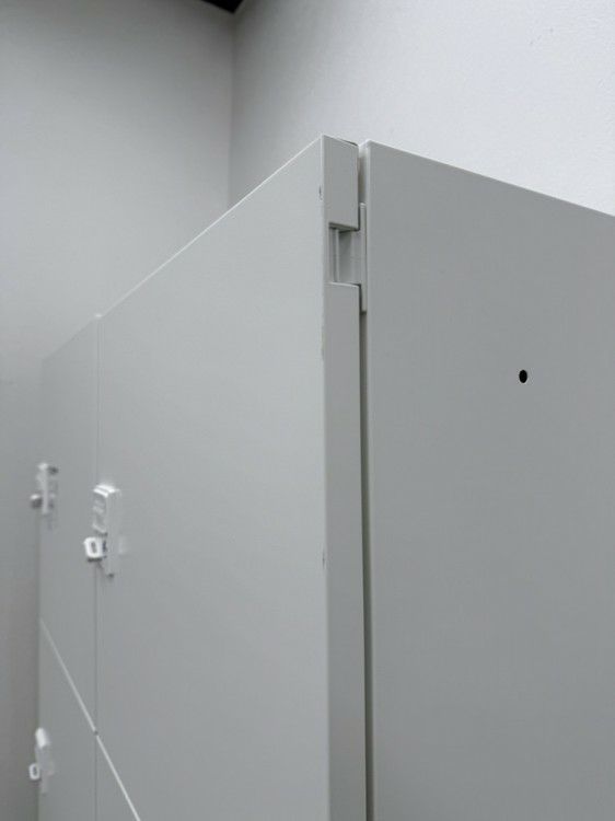 オカムラレクトラインシリーズ 8人用パーソナルロッカー 商品画像10