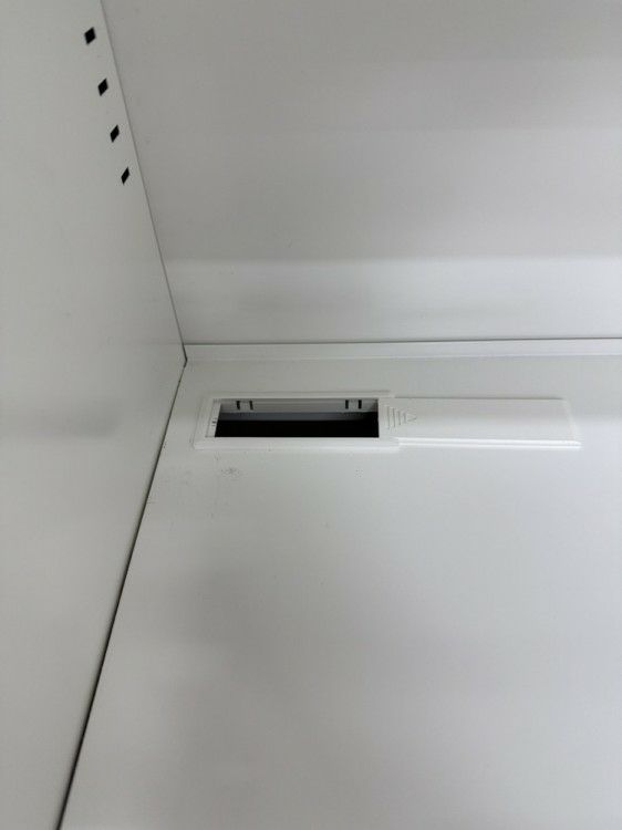 オカムラレクトラインシリーズ 8人用パーソナルロッカー 商品画像14