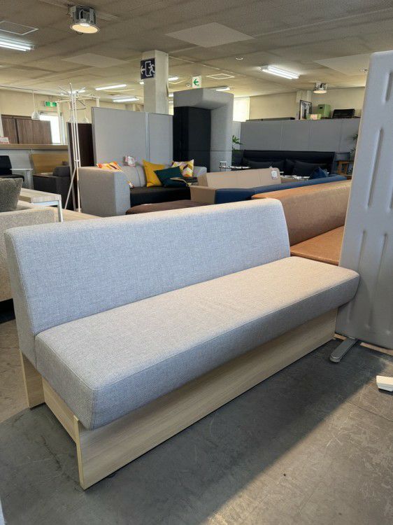 コクヨワイヤードソファ/ビエナシリーズ 4人用ミーティングセット 商品画像2