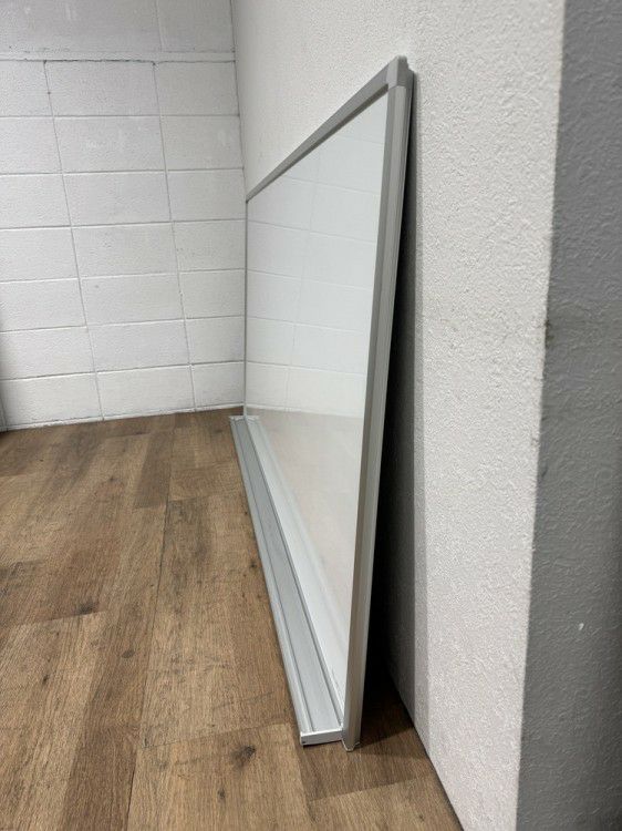 コクヨ壁掛ホワイトボード 商品画像2