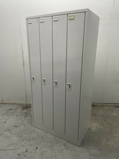 イトーキWN型ロッカーシリーズ 4人用ロッカー 商品画像1