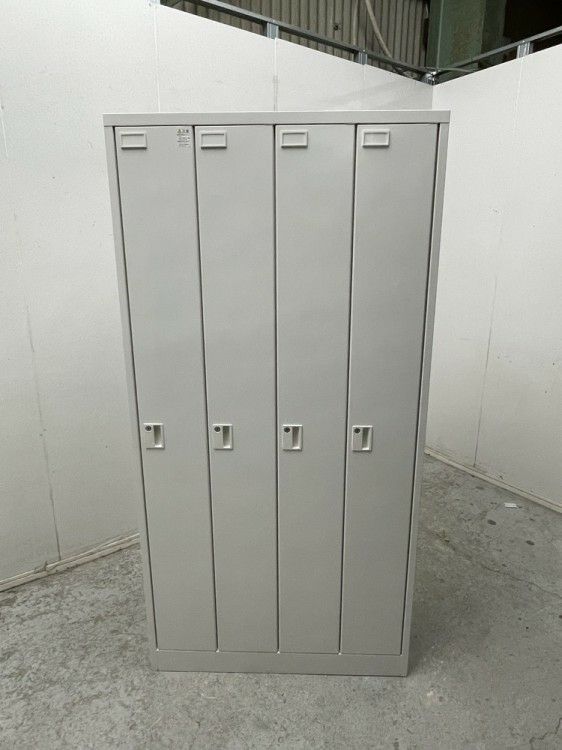 イトーキWN型ロッカーシリーズ 4人用ロッカー 商品画像2