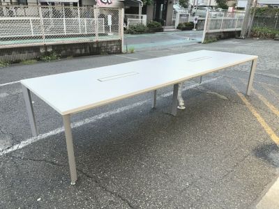 オカムラ ミーティングテーブル