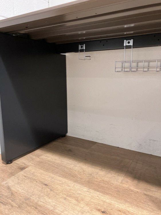 オカムラPro Unit(プロユニット)シリーズ 1400平デスク+ワゴンセット 商品画像4