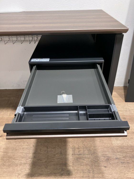 オカムラPro Unit(プロユニット)シリーズ 1400平デスク+ワゴンセット 商品画像7