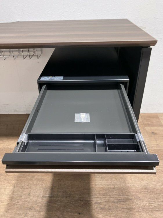 オカムラPro Unit(プロユニット)シリーズ 1600平デスク＋ワゴンセット 商品画像7