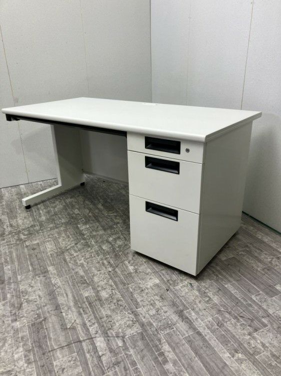 プラスフラットラインシリーズ 1400片袖デスク 商品画像2