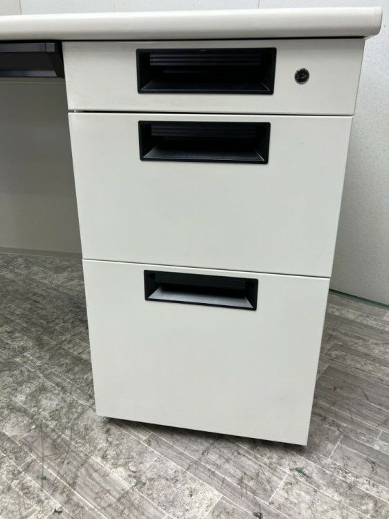 プラスフラットラインシリーズ 1400片袖デスク 商品画像6