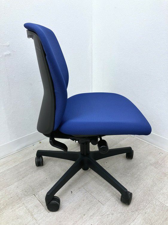 オカムラsulato(スラート)シリーズ スラートチェア 商品画像3