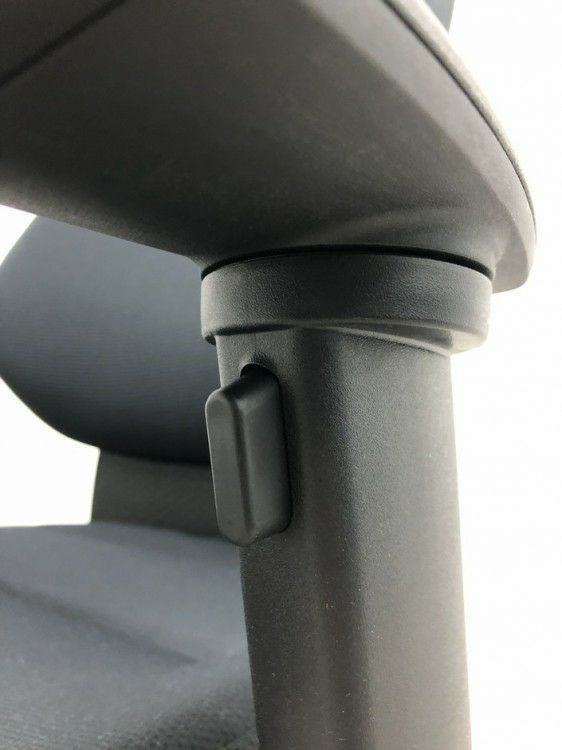 コクヨing(イング)チェア 可動肘付イングチェア 商品画像14