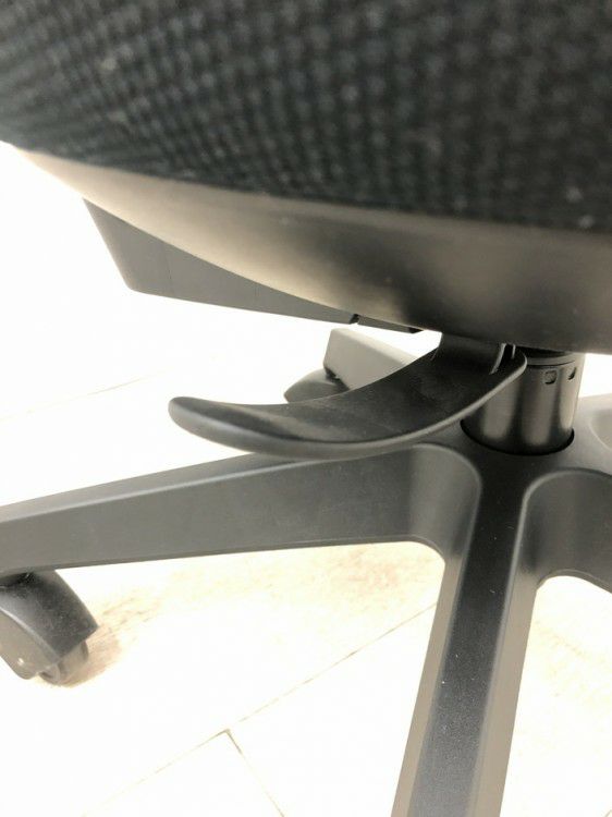 コクヨ固定肘付ピコラリビナチェア 商品画像15