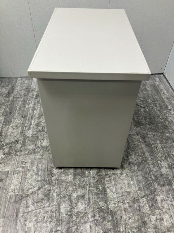 コクヨBS+シリーズ 2段脇机 商品画像6