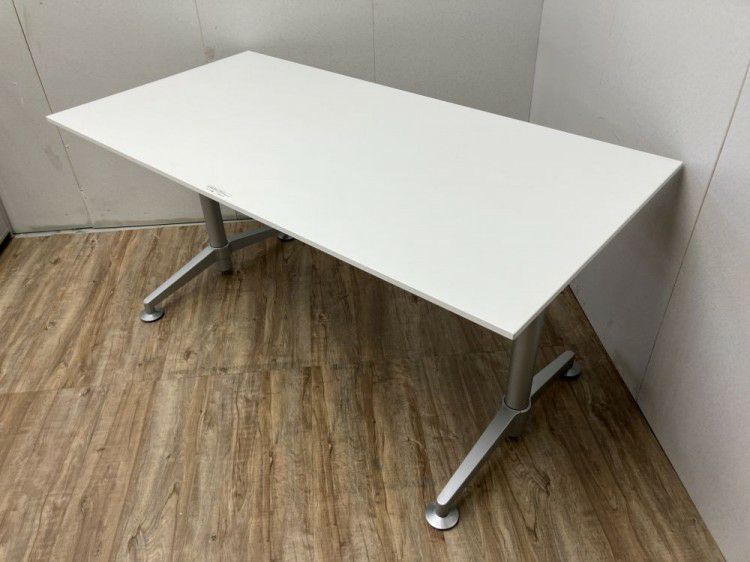 コクヨViewRise(ビューライズ)シリーズ 手動昇降式1500ミーティングテーブル 商品画像2