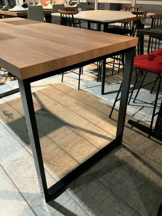 オカムラAlt Piazza(アルトピアッツァ)シリーズ 1800ハイテーブル 商品画像11