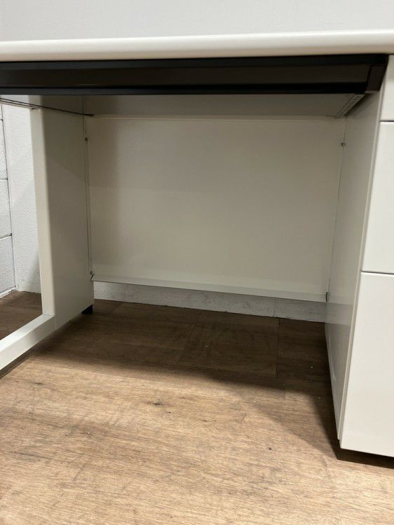 プラスフラットラインシリーズ 1200片袖デスク 商品画像4