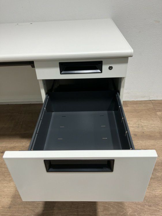 プラスフラットラインシリーズ 1200片袖デスク 商品画像6