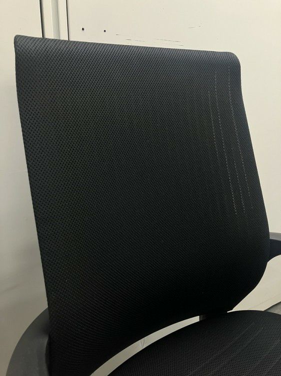 コクヨM4チェア 固定肘付M4チェア 商品画像4