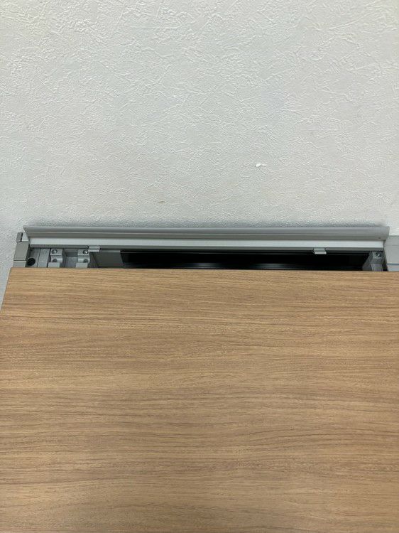 オカムラPROSTAGE CREST(プロステージクレスト)シリーズ 1500平デスク+ワゴンセット 商品画像6