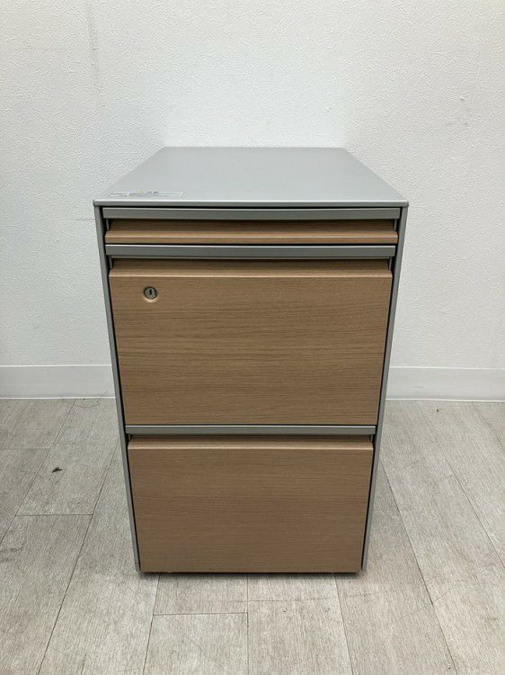 オカムラPROSTAGE CREST(プロステージクレスト)シリーズ 1500平デスク+ワゴンセット 商品画像14