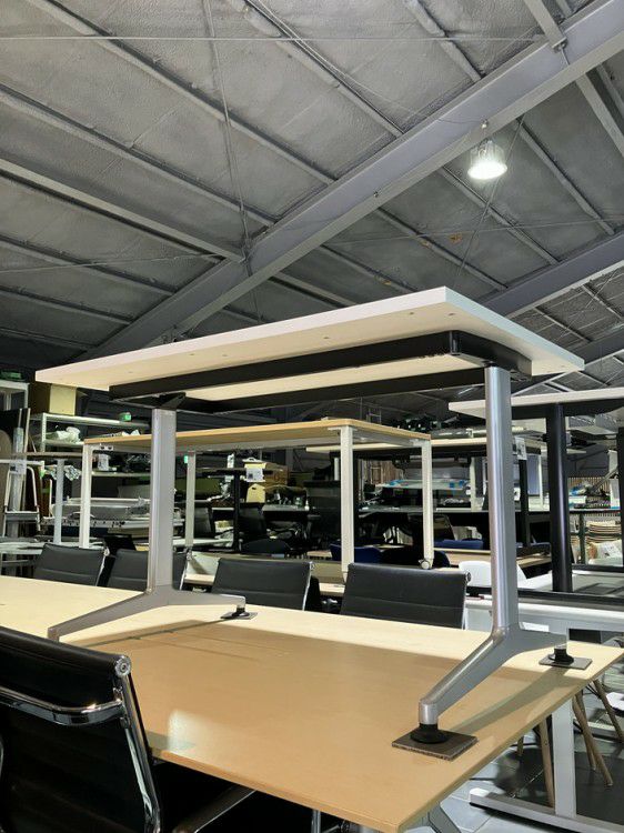 コクヨJUTO（ジュート）シリーズ 2100ミーティングテーブル 商品画像3