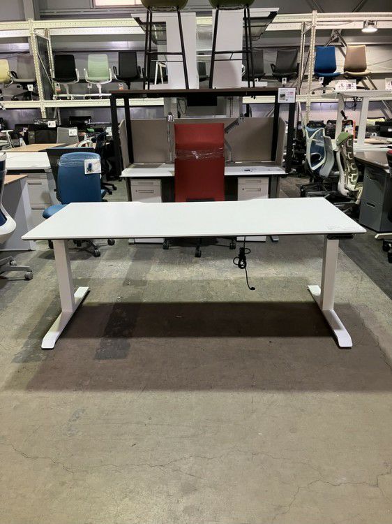 コクヨSEQENCE(シークエンス)シリーズ 1750電動昇降デスク 商品画像2