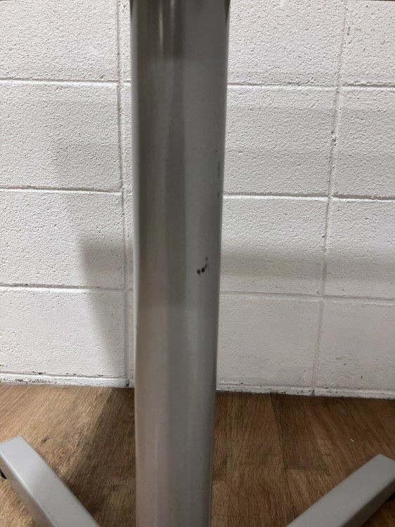 オカムラ8177シリーズ 角テーブル 商品画像8