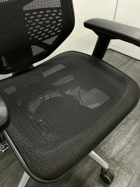 エルゴヒューマンエンジョイシリーズ 可動肘付エンジョイチェア 商品画像4